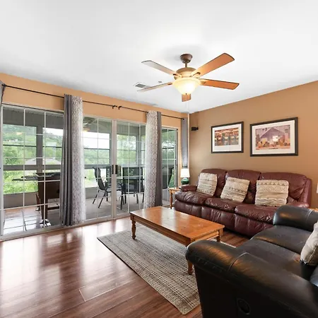 Fort Taneycomo Condo
